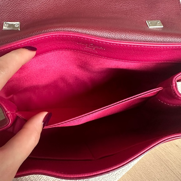 Louis Vuitton Lockme bag - Picture 8 of 12